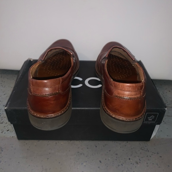Ecco Dress Shoes Brown - Picture 4 of 4